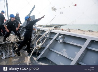 170404-n-ft178-053-singapore-april-4-2017-seaman-allen-kirkpatrick-J136CP.jpg