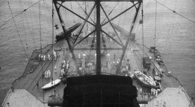 Musashi stern 1943 small.jpg