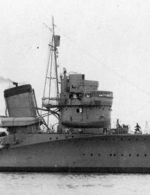 Ayanami as built, 1930, bridge crop.jpg