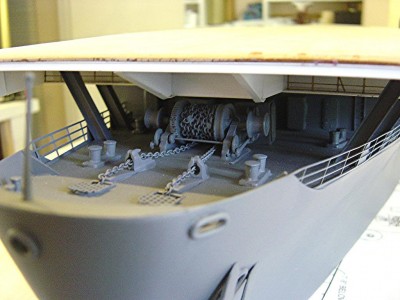 Close in shot of the forecastle deck. Note all the details.