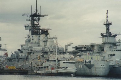 BB62 @ Phily in 1999 (Large).jpg