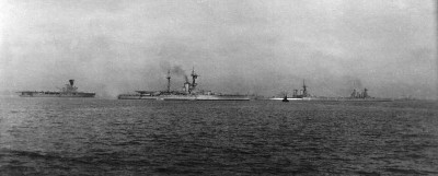 Hermes---Royal-Sovereign---Repulse---County-Class-cruiser---bw.jpg