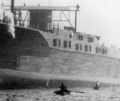 Kaga launching, Kobe Kawasaki Shipyard, November 17, 1921 crop.jpg