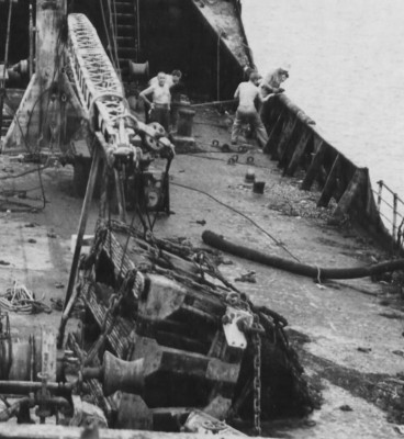 crop - Kyokuto Maru sunk, Manila Bay, USAF on 9 July 1945, 342-FH-3A30942-A76239AC.jpg (389.71 KiB) Viewed 3765 times crop - Kyokuto Maru sunk, Manila Bay, USAF on 9 July 1945, 342-FH-3A30942-A76239AC.jpg