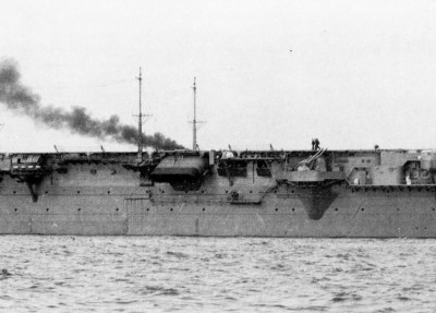 Shoho at Yokosuka, Dec 25, 1941 boat boom.jpg