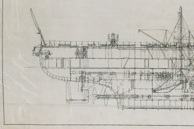 Kaiser class stern sideview.jpg