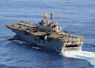 US_Navy_080906-N-1082Z-015_The_multi-purpose_amphibious_assault_ship_USS_Iwo_Jima_(LHD_7)_transits_the_Atlantic_Ocean.jpg