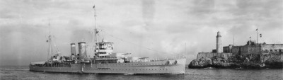 HMS_York_14Jan1938_entering_Havana_harbour.jpg