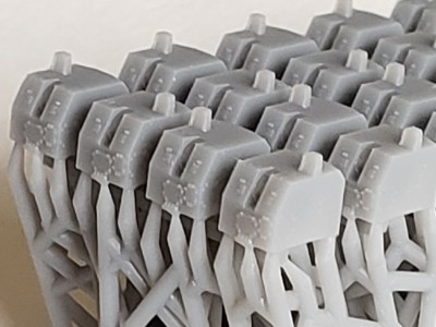 Model Monkey 1-700 5in54 Mk16 mounts for Midway class a.jpg