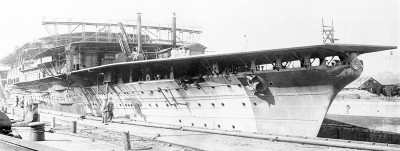 Kaga 1927-2-20 fitting out at Yokosuka.jpg