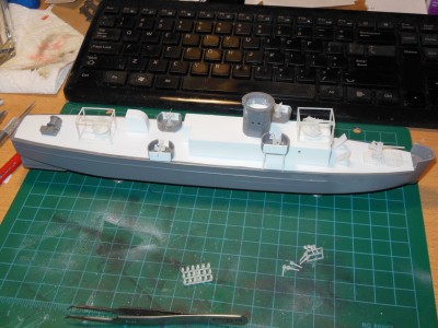 32.JPG (357.78 KiB) Viewed 8600 times Test lay out once I started getting in the guns and fittings from Shapeways
