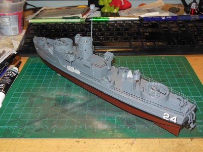 103.JPG (387.79 KiB) Viewed 8600 times Paint and decals applied...