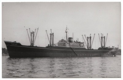 M.V. Melbourne Maru (i), � A. Duncan.