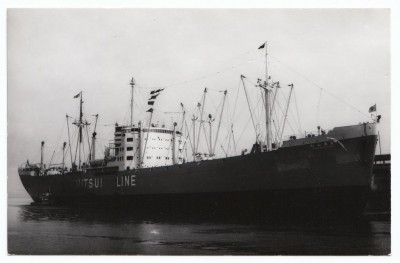 M.V. Asakasan Maru (i), � A. Duncan.