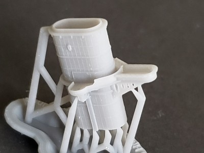 Model Monkey 1-700 HMS Duke of York Funnels 1945 d.jpg