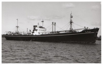 M.V. Ginyo Maru (i), � A. Duncan; in Nippon Yusen Kaisha livery.