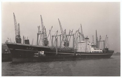 M.V. Yamagata Maru (iii), � Wolfgang Fuchs.