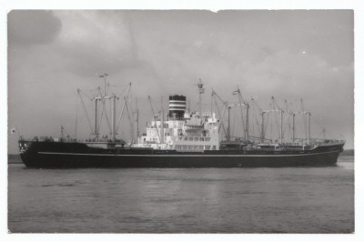 M.V. Iyo Maru (ii), � A. Duncan.