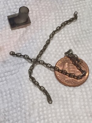 stud link chain.jpg