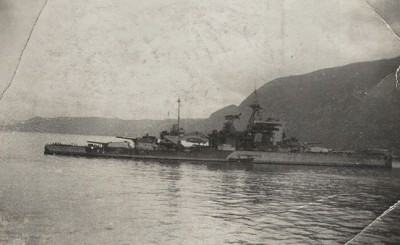 HMS Valiant (2).jpg