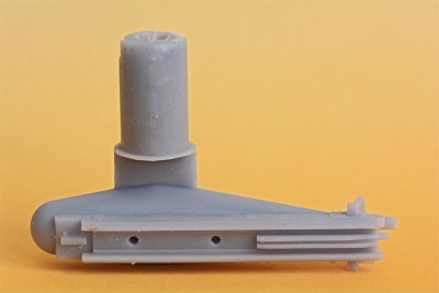 Port launcher arm bottom small.jpg