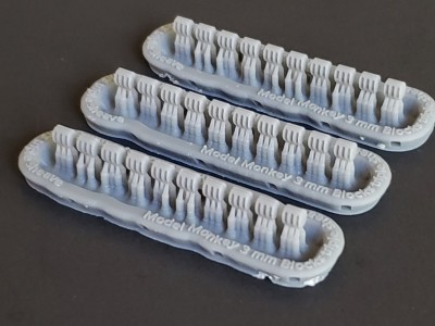 Model Monkey Blocks 3 mm triple sheave a.jpg