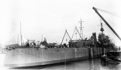 Akishimo, 2-1944, under construction at Fujinagata shipyard, osaka, japan, fukui shizuo collection alt.jpg