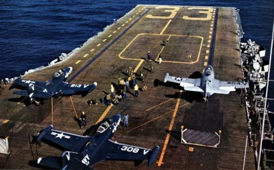 CV-33-USS-Kearsarge-43.jpg