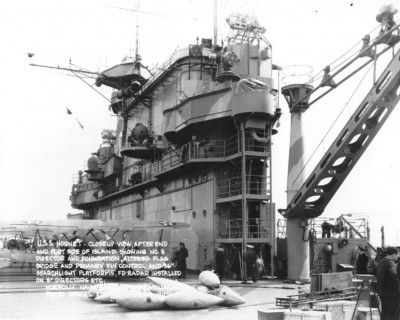 CV-8 Hornet 1942_02 island aft2.jpg (228.93 KiB) Viewed 3661 times CV-8 Hornet 1942_02 island aft2.jpg