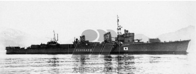 Yukikaze postwar, December, 1945 alt 2.jpg