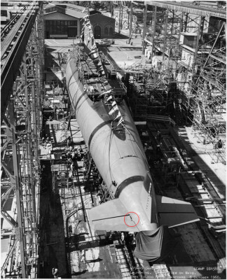 585 Stern Planes.jpg