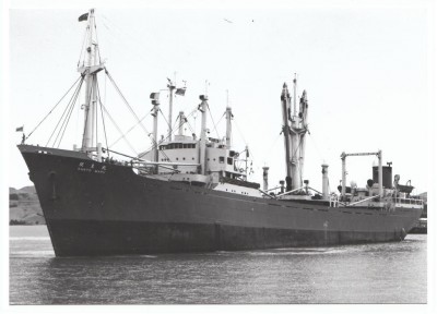 M.V. Kanto Maru (i); � unknown, in Mitsui-OSK livery.
