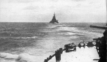 http://www.bismarck-class.dk/bismarck/gallery/gallbismdenmarkstrait.html
