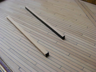 2.Trim the plastic to fit with a  bit folded over 1 end (Large).jpg