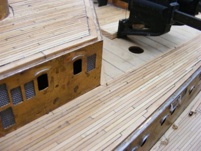 4.Note joggling of planks on the edges. (Large).jpg
