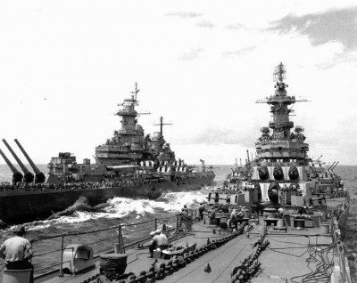 ship_ Iowa & missouri3.jpg