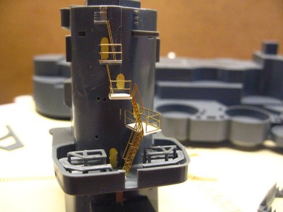 I changed some angles around on ladders to make the lower one align rhgit, this looked sloppy.