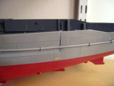 I think the hull plating really comes to life with the paint applied.