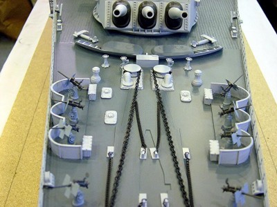 Another view of the single 20MM arrangement forward, just in front of turrent #1.