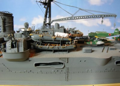 Mogami141<br />Motorboat and -launch in position