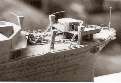 Gakken 1-100 Zuikaku forecastle 3.jpg