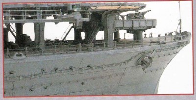 Gakken 1-100 Zuikaku forecastle.jpg