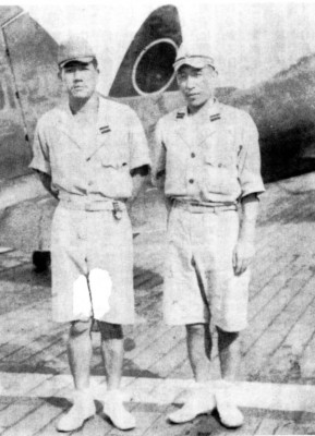 Taiho, 6-6-44, Tawi Tawi, Lt Tanaka & Lt Yamauchi with  D3A2 601-20.jpg