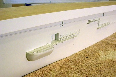 Heres the aft sponson on stb side. A small winch needs to be added here yet.