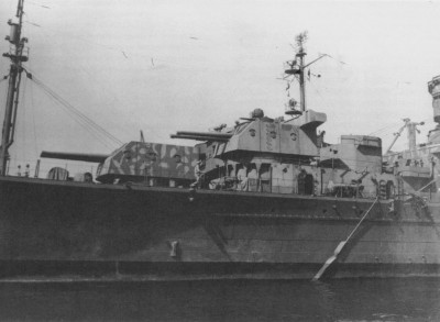 Sakawa main battery closeup.jpg