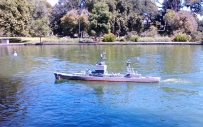 at speed on our regular lake....can you spot the sub??