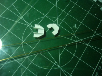 Here's the base platform and the template and wire for the cross bracing