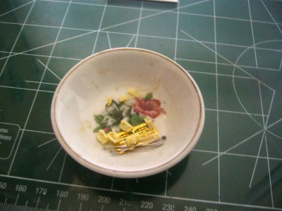 My holding dish for the 1.1's. Notice the straight pins in there for a size comparison