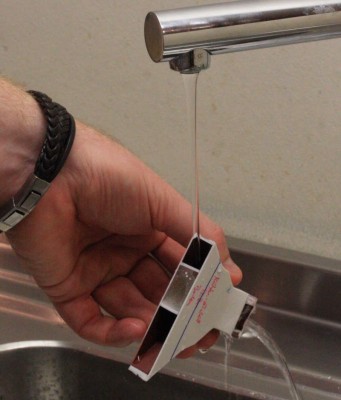 Testing the function of the seabox ... it works! :-)