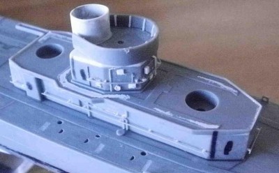 This picture shows the technique applied to the bulkhead of the aft superstructure.  Further down the learning curve, I managed to work with a thinner handrail than the one in the funnels